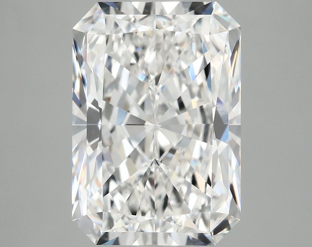 4.93 ct. radiant Lab Grown Diamond front image