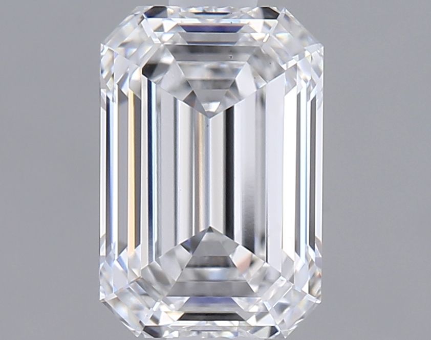 1.25 ct lab-grown Emerald Diamond
