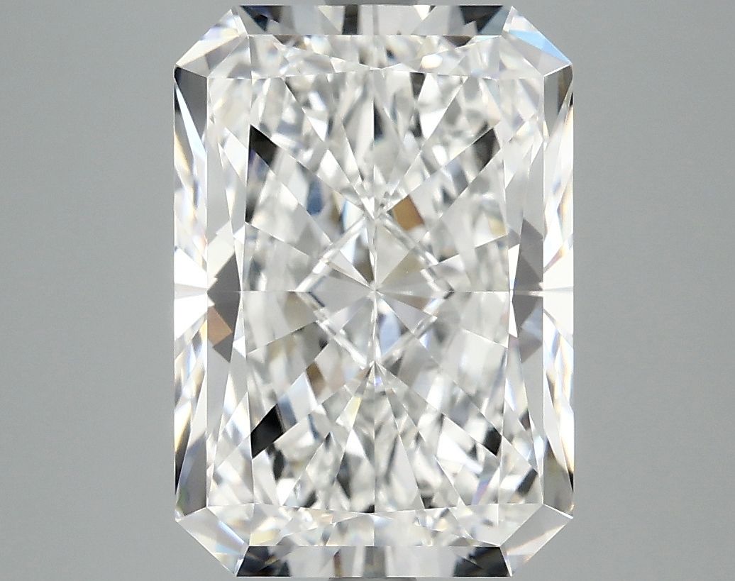4.84 ct. radiant Lab Grown Diamond front image
