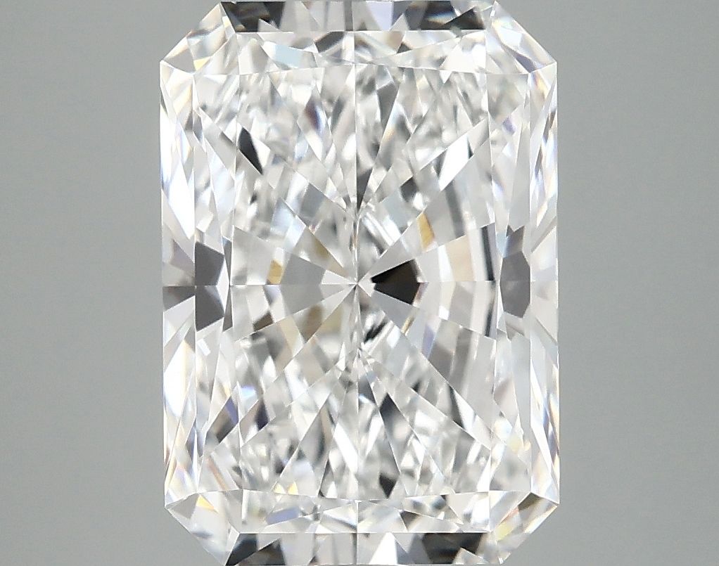 4.16 ct. radiant Lab Grown Diamond front image