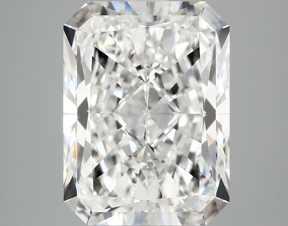 4.94 ct. radiant Lab Grown Diamond front image