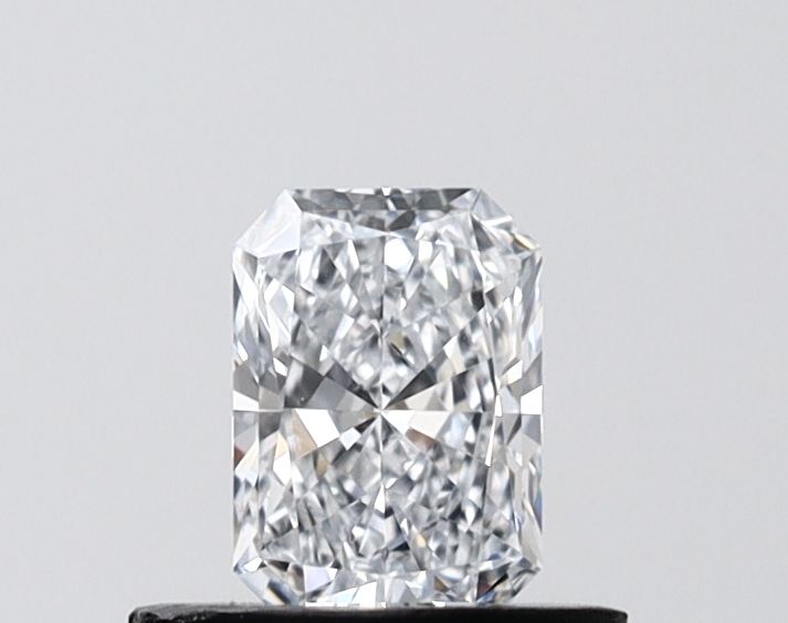 0.54 ct. radiant Lab Grown Diamond front image