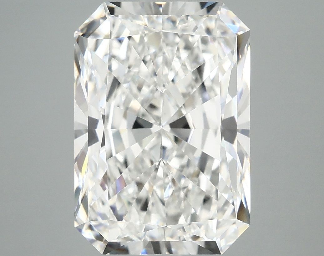 5.08 ct. radiant Lab Grown Diamond front image