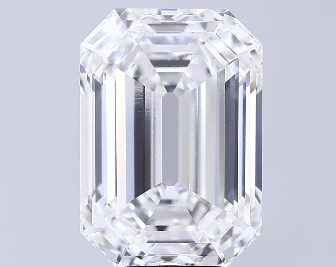 12.06 ct. emerald Lab Grown Diamond front image