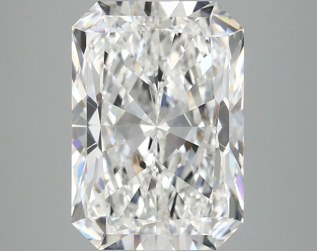 5.08 ct. radiant Lab Grown Diamond front image