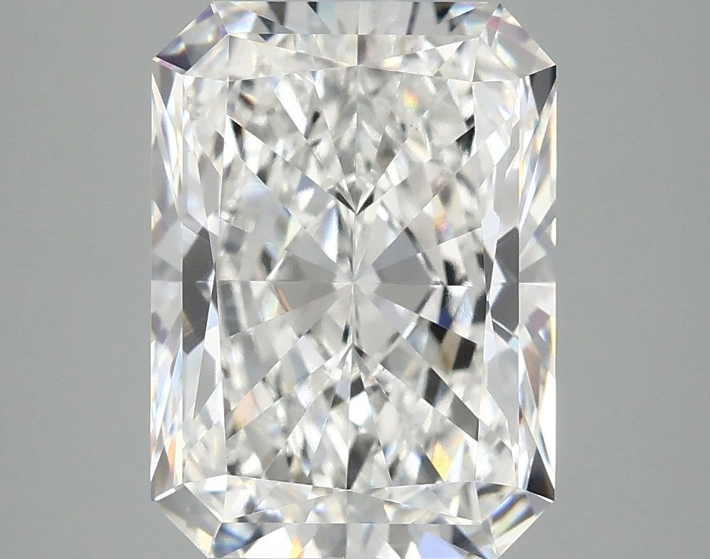 5.00 ct. radiant Lab Grown Diamond front image