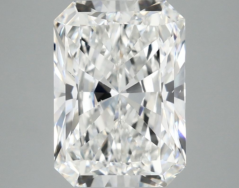 4.87 ct. radiant Lab Grown Diamond front image