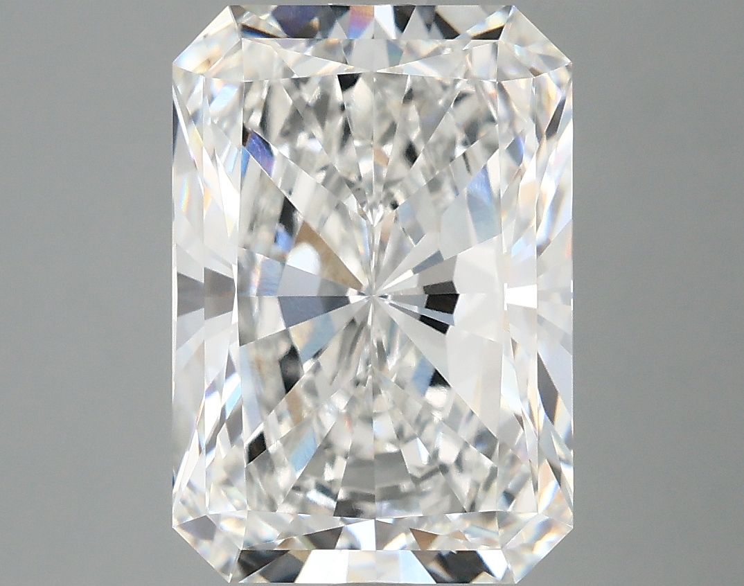 5.07 ct. radiant Lab Grown Diamond front image