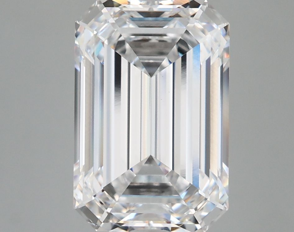 4.12 ct. emerald Lab Grown Diamond front image