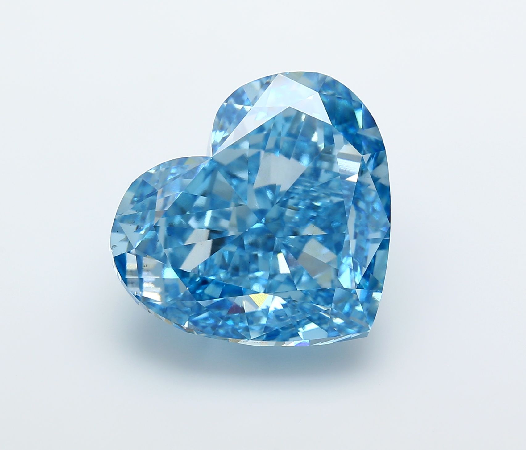 22.37 ct. heart Lab Grown Diamond front image
