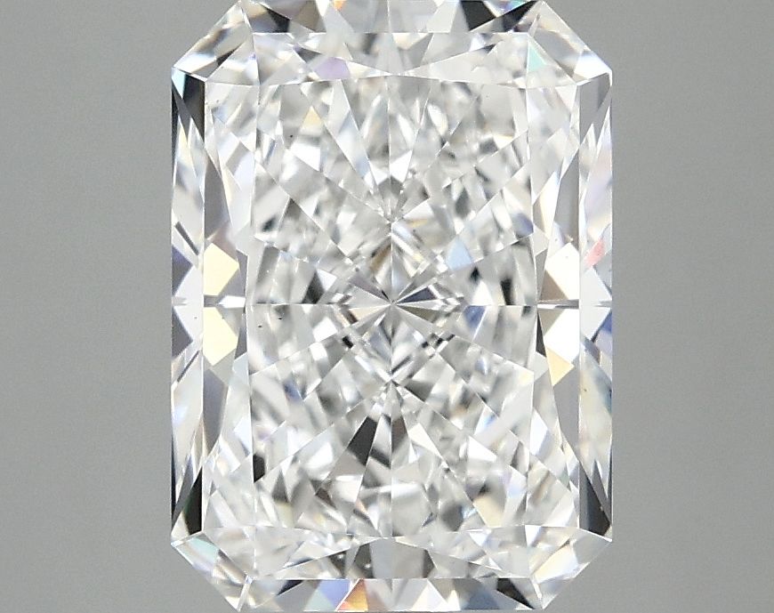 3.08 ct. radiant Lab Grown Diamond front image
