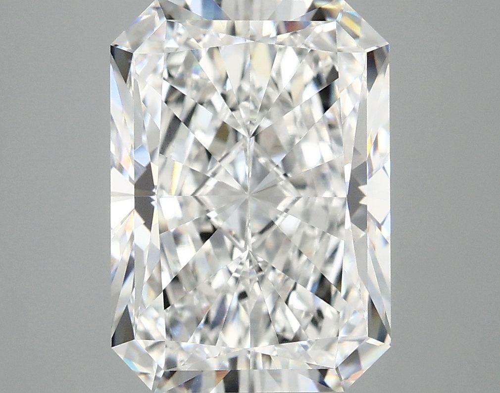 5.06 ct. radiant Lab Grown Diamond front image