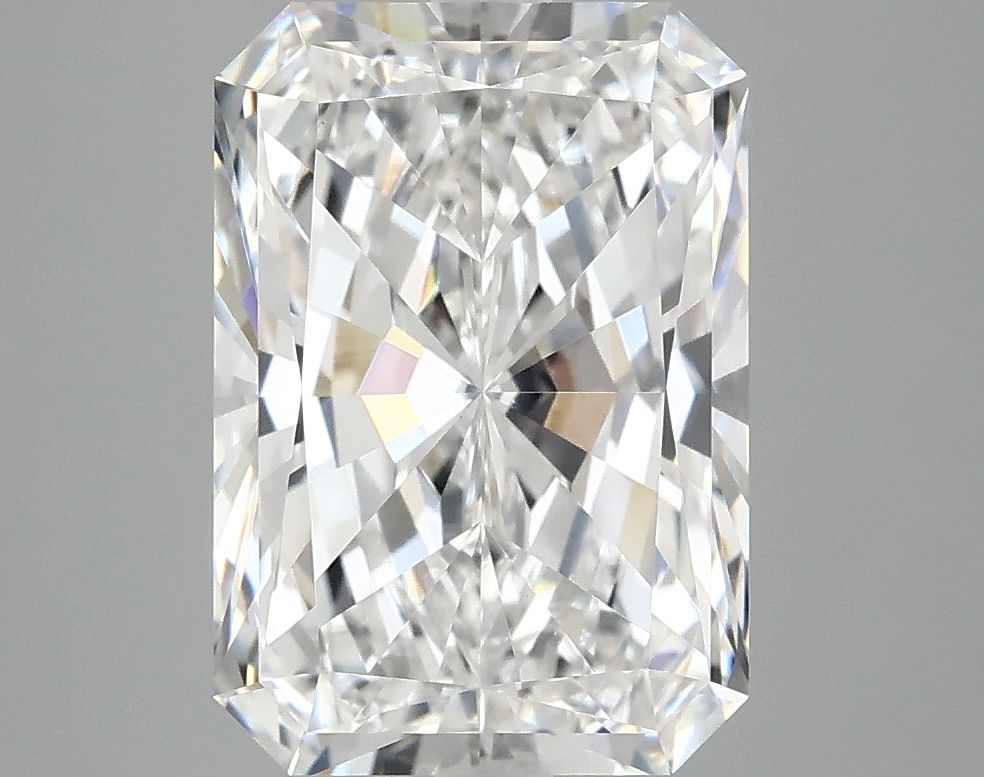4.17 ct. radiant Lab Grown Diamond front image