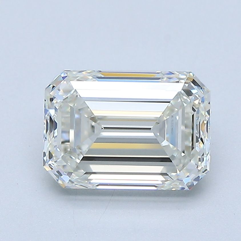 2.01 ct Emerald diamond
