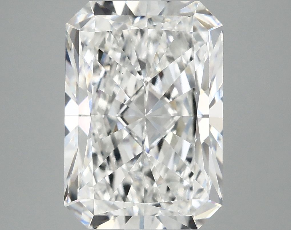 4.93 ct. radiant Lab Grown Diamond front image