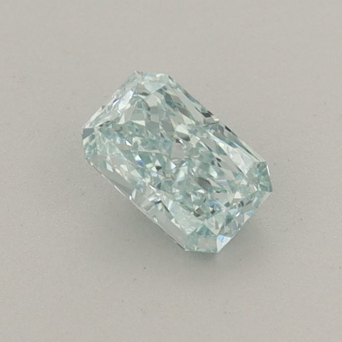 0.5 ct lab-grown Radiant Diamond