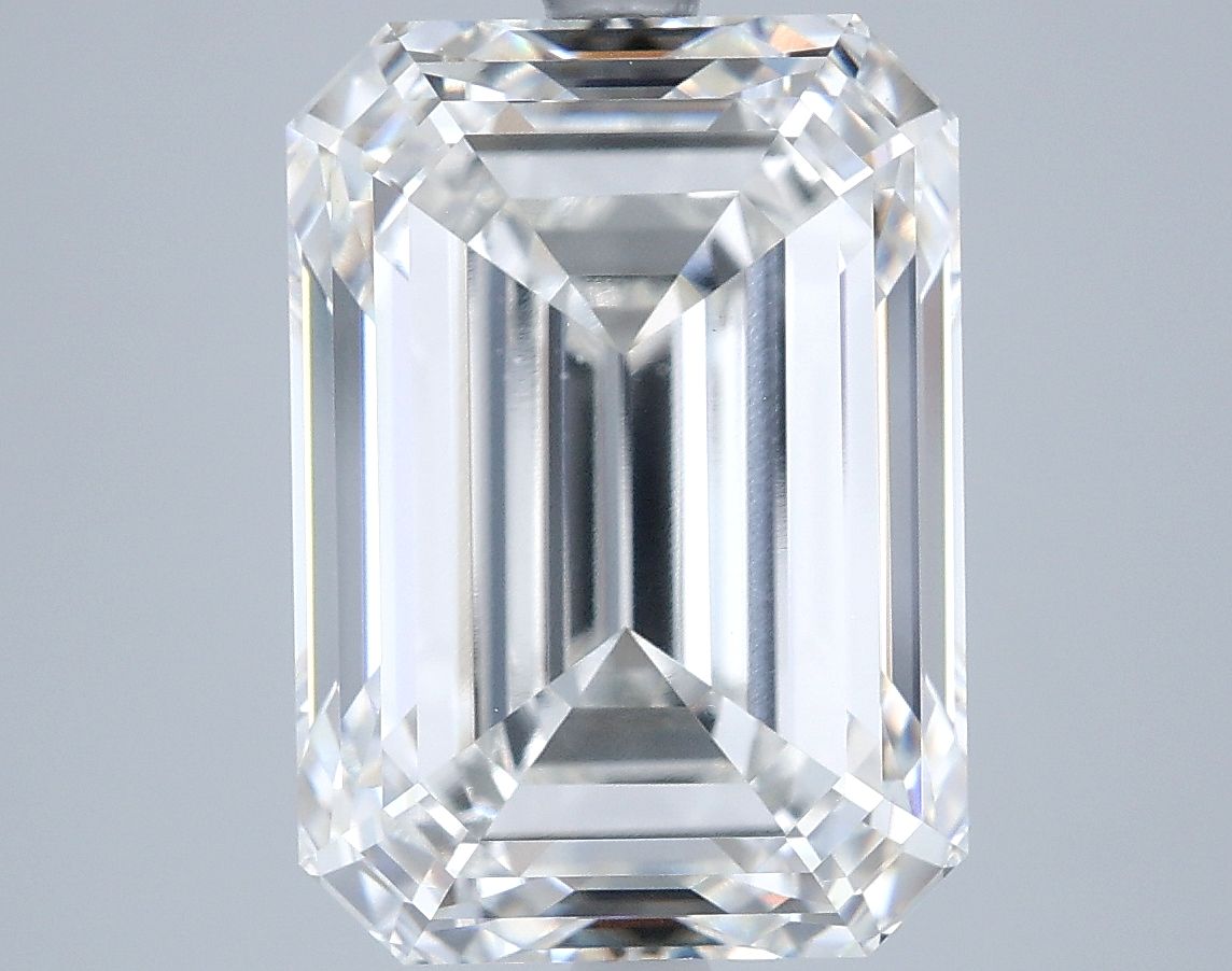 8.15 ct. emerald Lab Grown Diamond front image