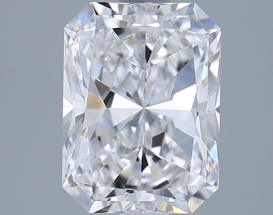 1.5 ct lab-grown Radiant Diamond