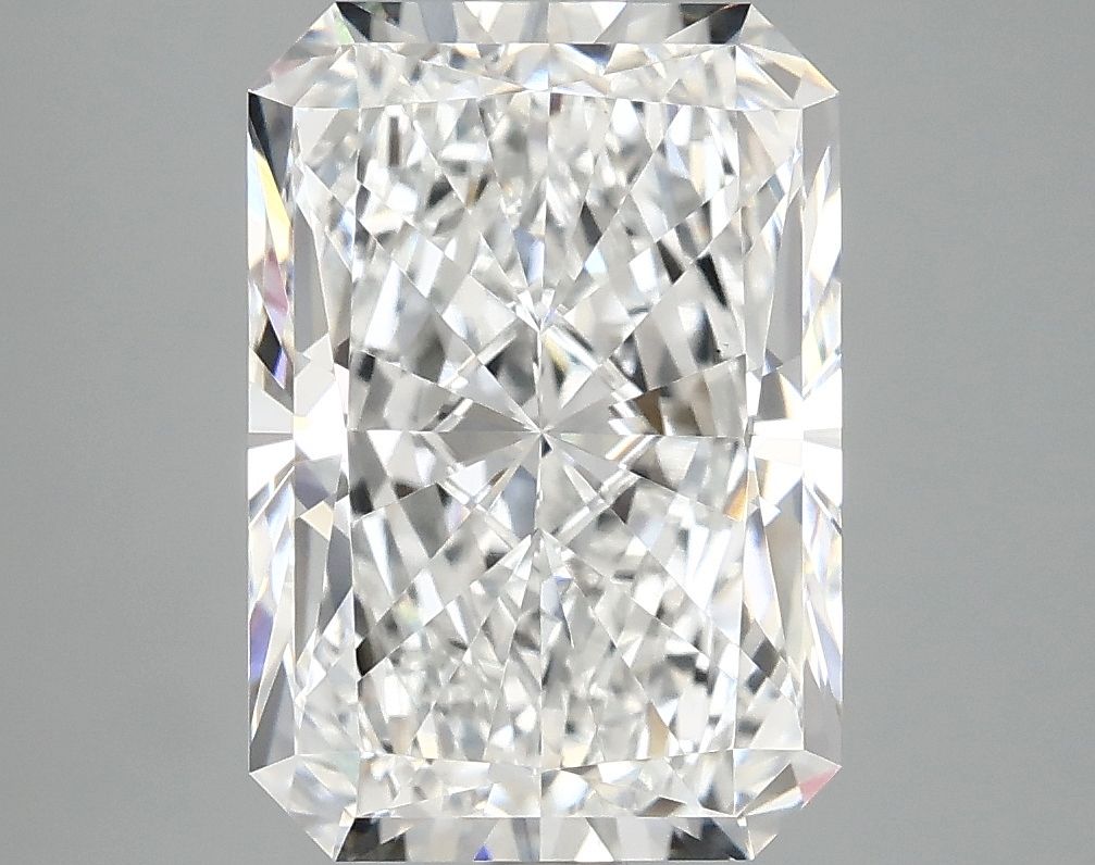 3.94 ct. radiant Lab Grown Diamond front image