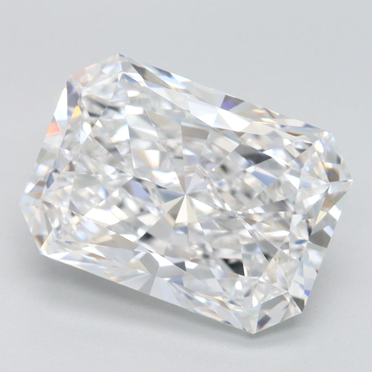 4.51 ct. radiant Lab Grown Diamond front image