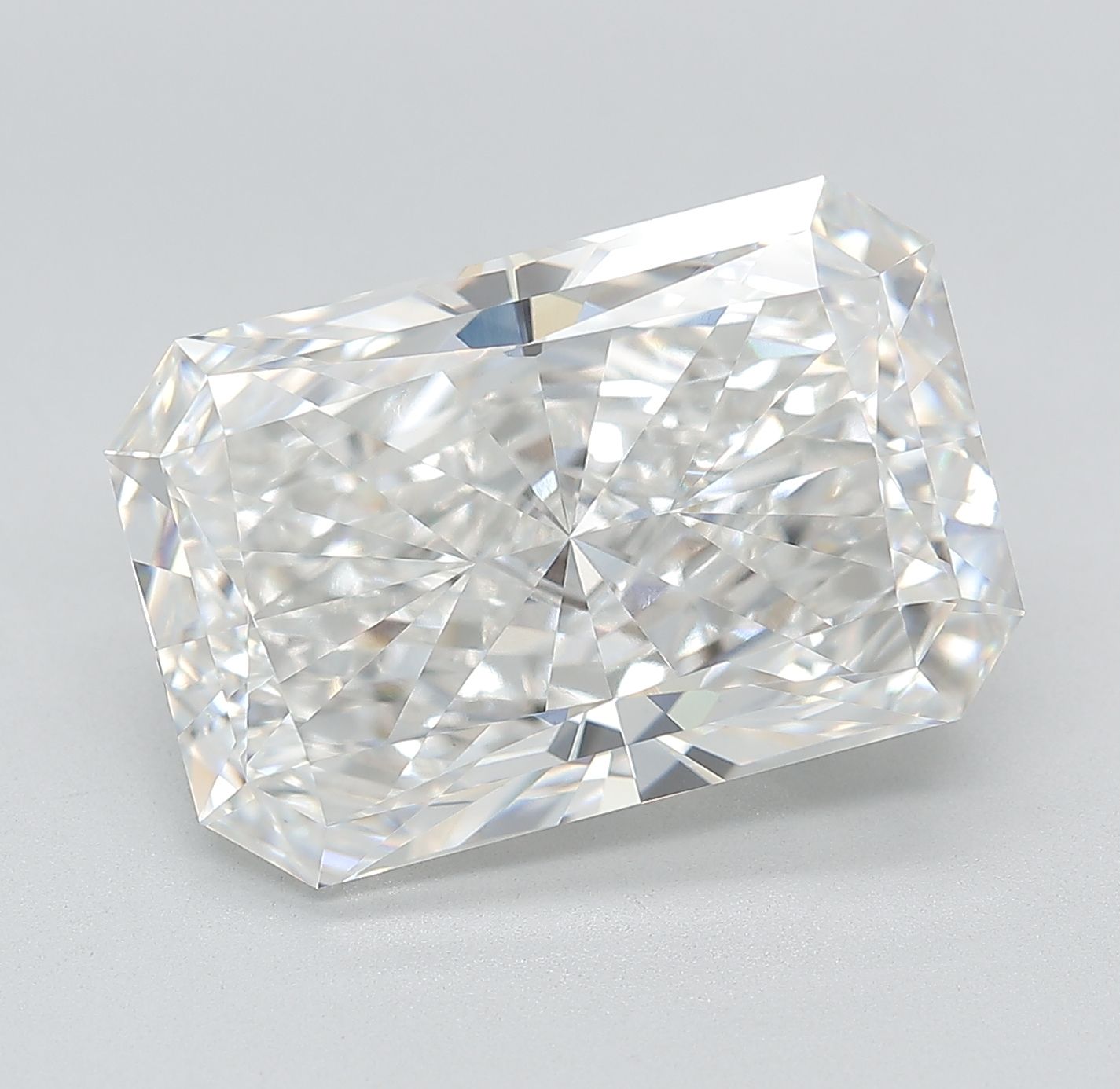 9.81 ct. radiant Lab Grown Diamond front image