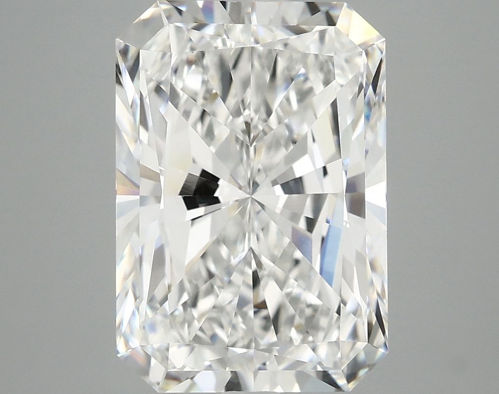 4.79 ct. radiant Lab Grown Diamond front image