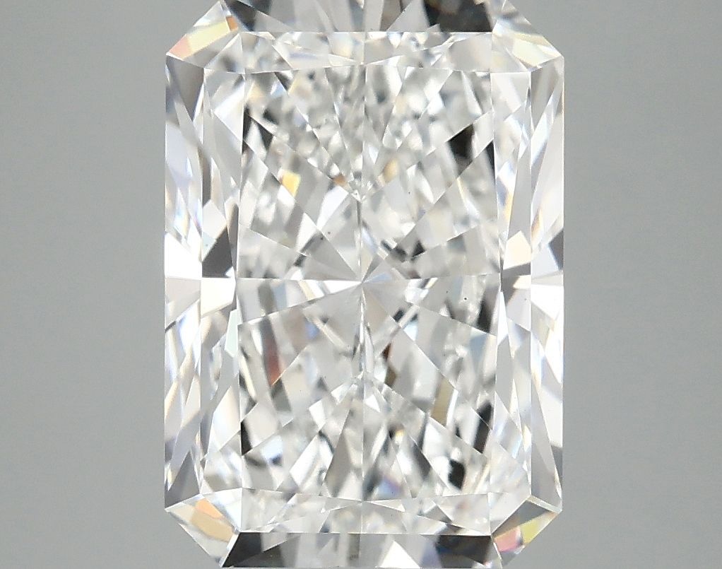 5.02 ct. radiant Lab Grown Diamond front image