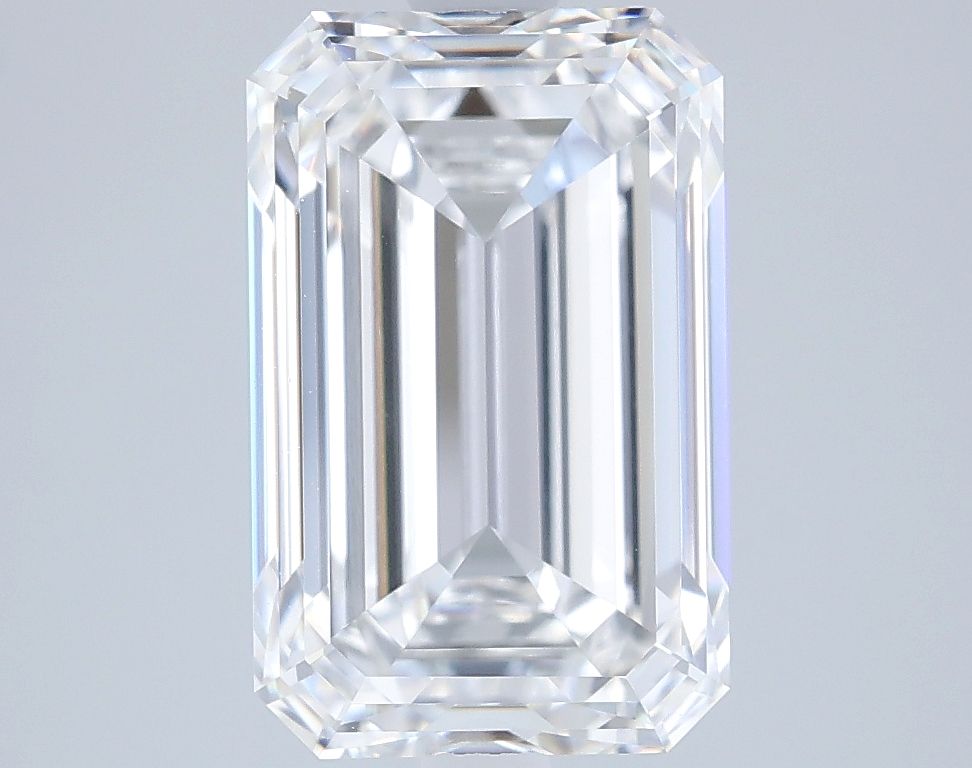4.53 ct. emerald Lab Grown Diamond front image