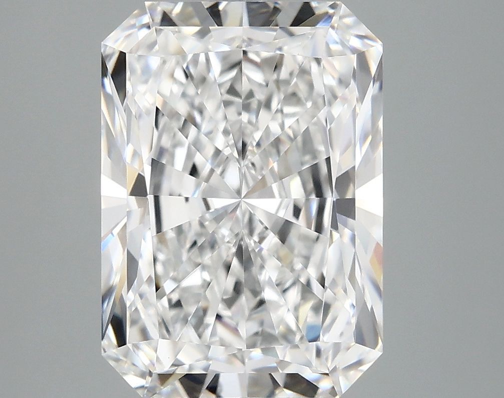 3.88 ct. radiant Lab Grown Diamond front image