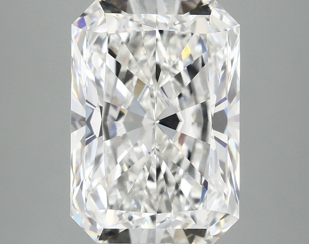 4.92 ct. radiant Lab Grown Diamond front image