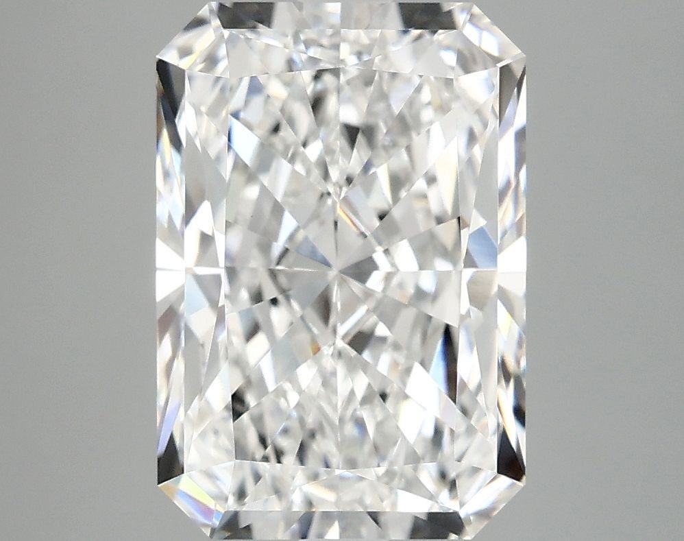 4.17 ct. radiant Lab Grown Diamond front image