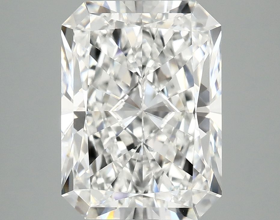 3.85 ct. radiant Lab Grown Diamond front image