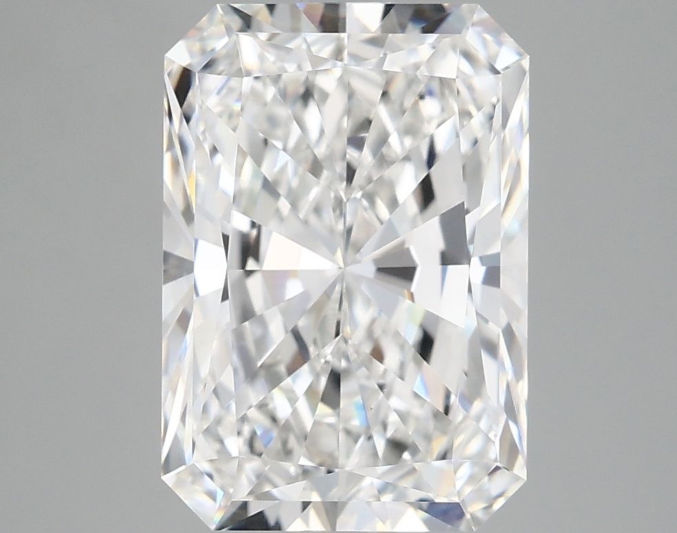 4.18 ct. radiant Lab Grown Diamond front image