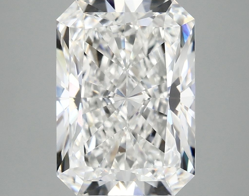 5.06 ct. radiant Lab Grown Diamond front image