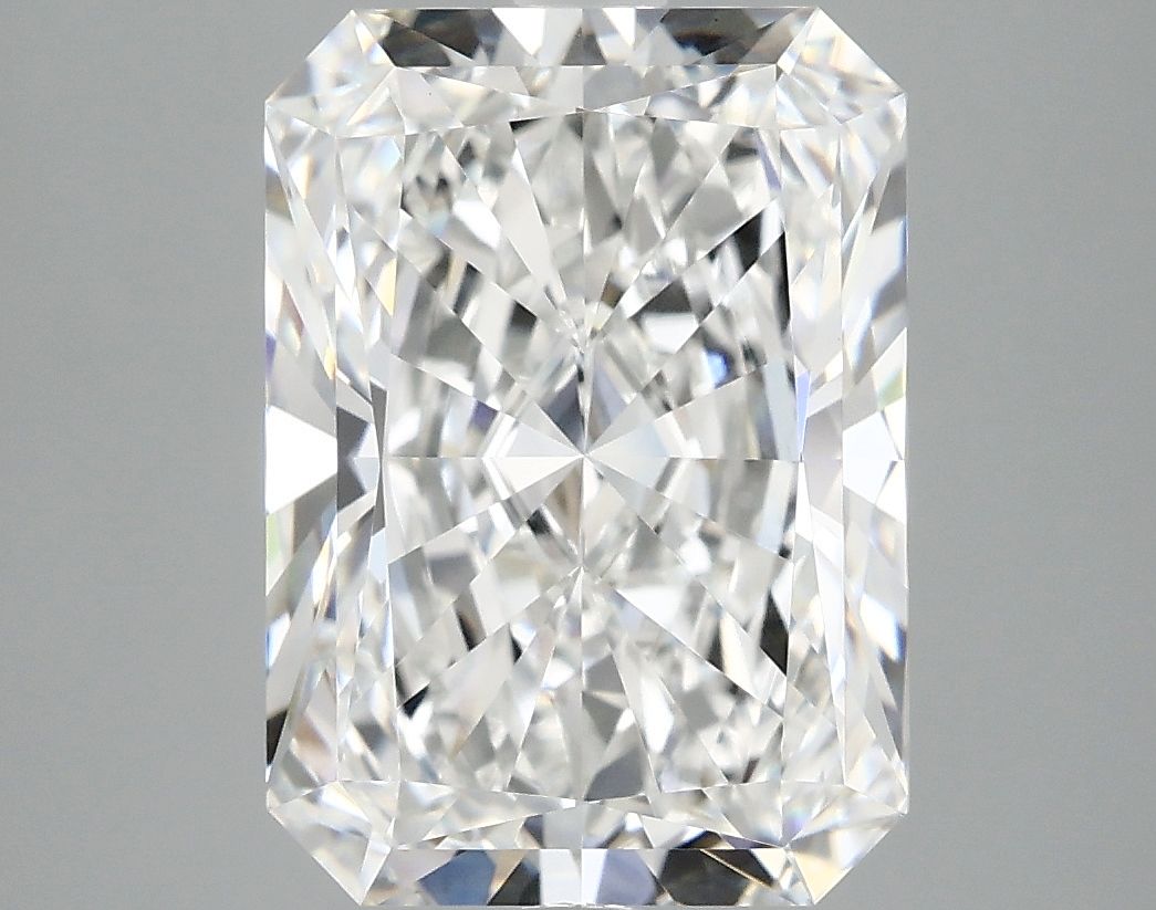 4.99 ct. radiant Lab Grown Diamond front image