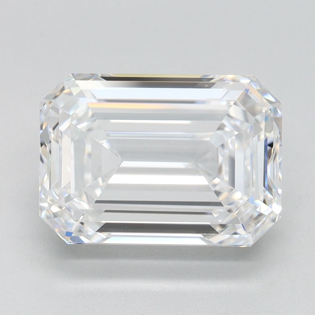 3.05 ct. emerald Lab Grown Diamond front image