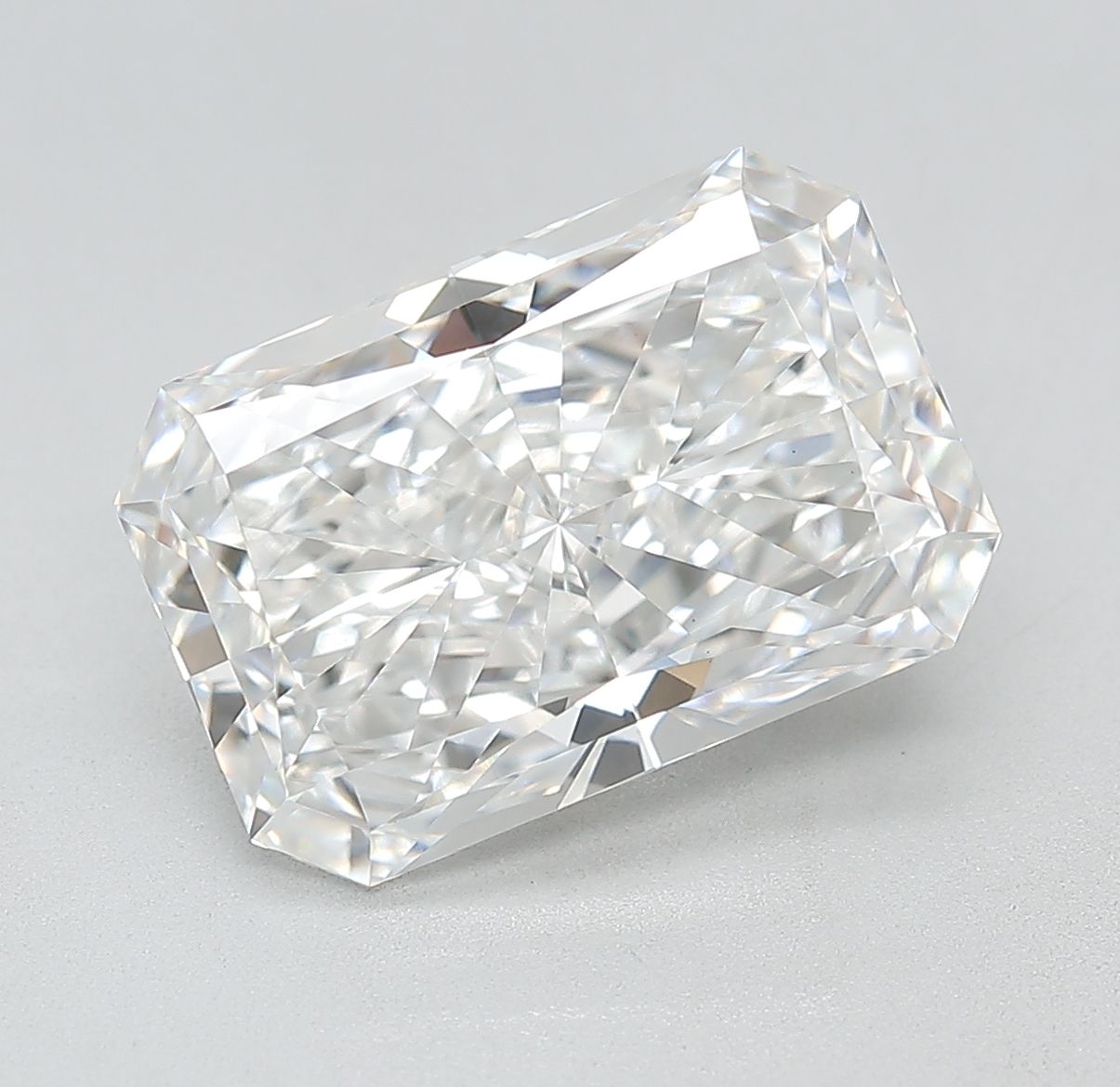 5.10 ct. radiant Lab Grown Diamond front image
