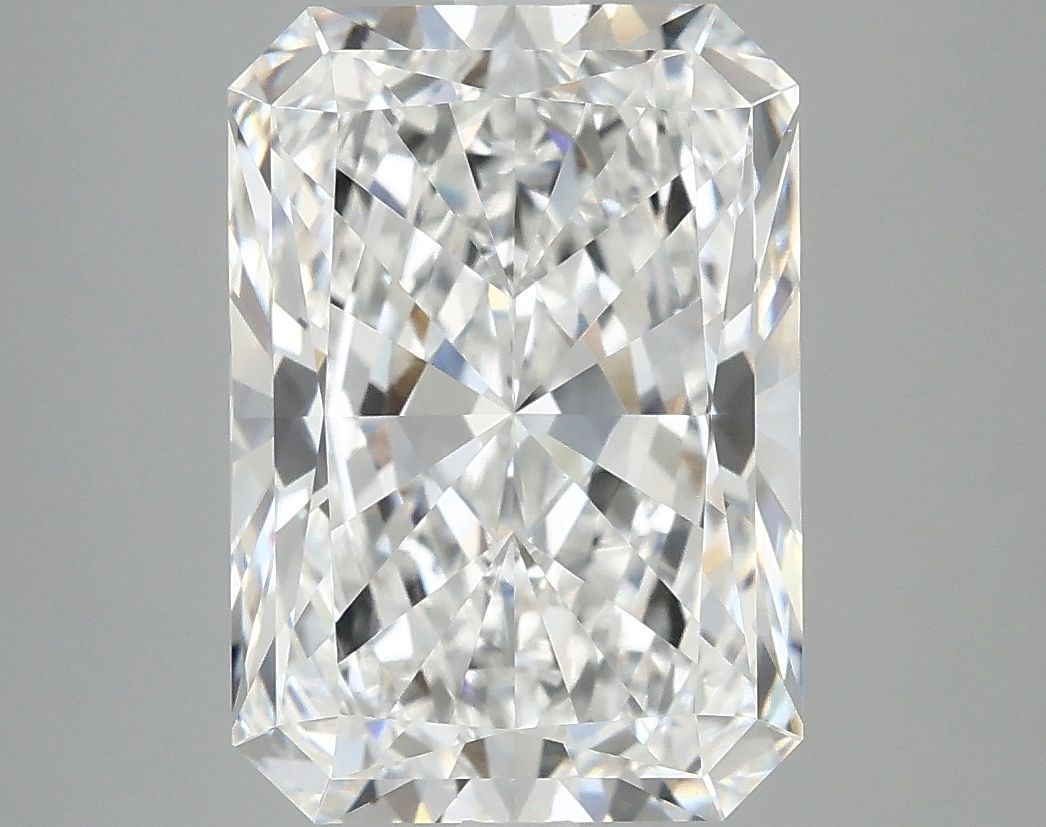5.07 ct. radiant Lab Grown Diamond front image