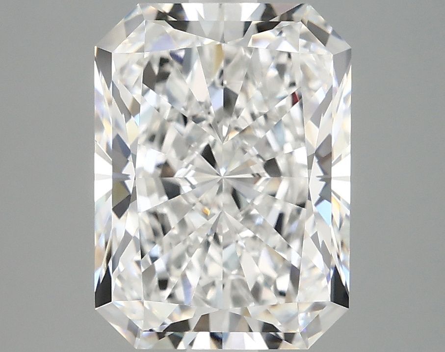 3.89 ct. radiant Lab Grown Diamond front image