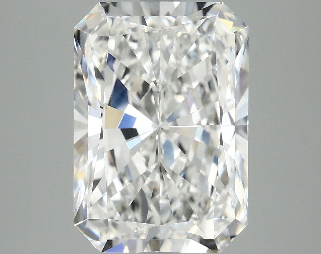 4.18 ct. radiant Lab Grown Diamond front image