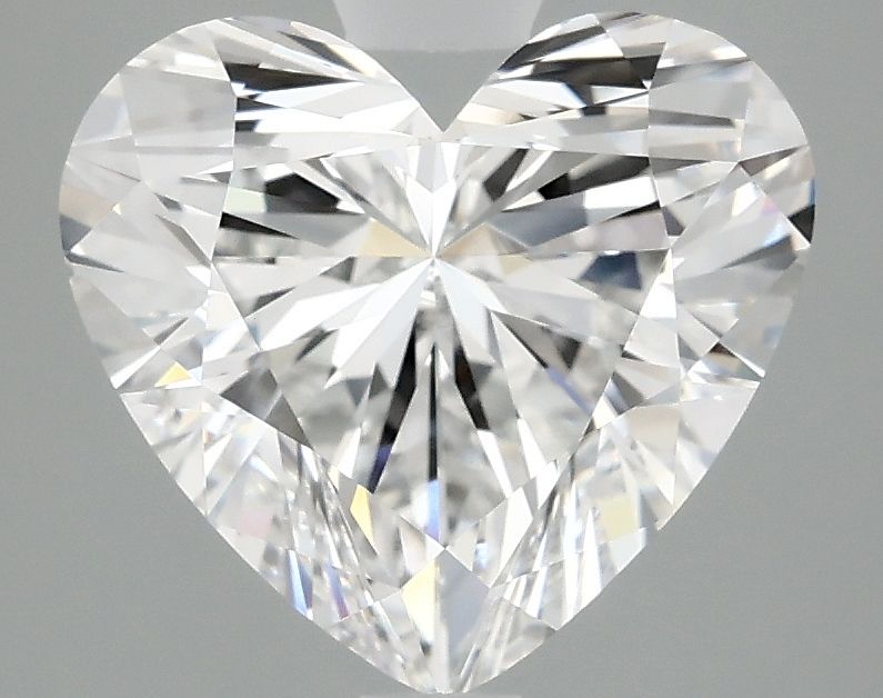3.09 carat e VVS2 EX Cut IGI heart diamond
