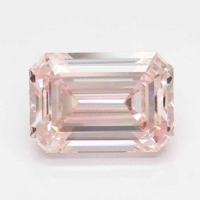 1.04 ct. emerald Lab Grown Diamond front image