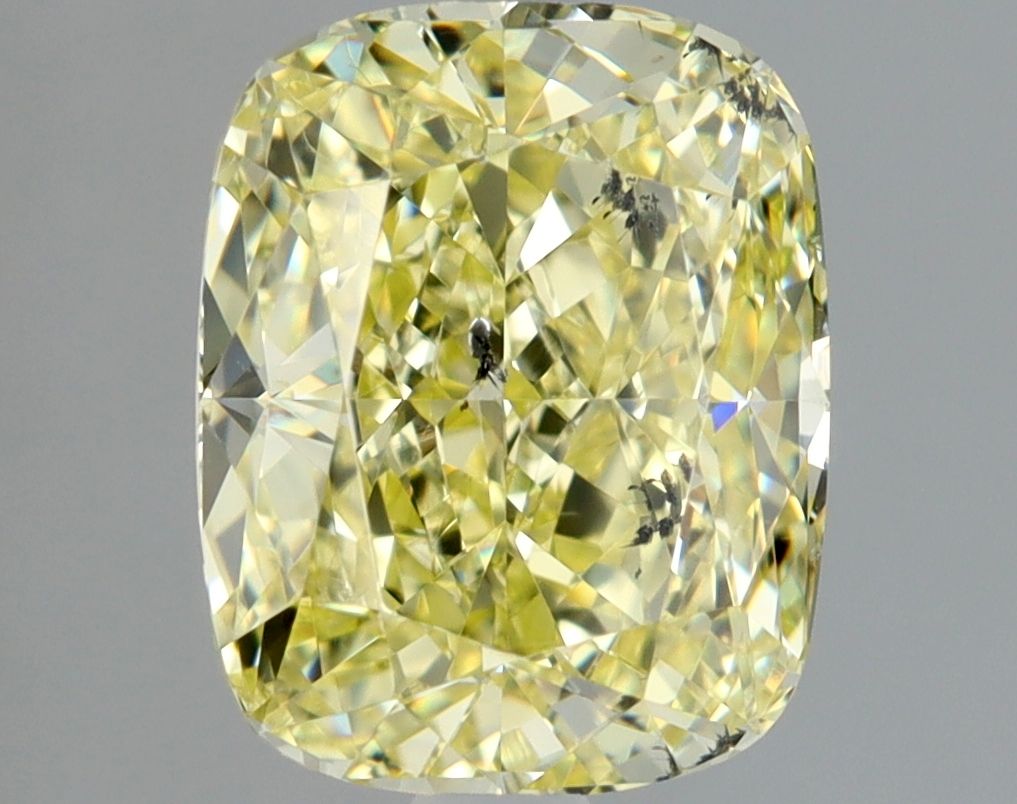 2.06 Carat Cushion brilliant Diamond Fancy Yellow SI2