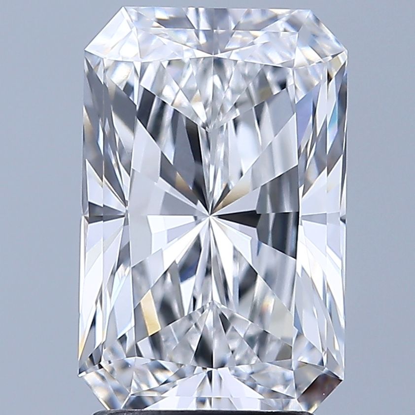 2.56 ct. radiant Lab Grown Diamond front image