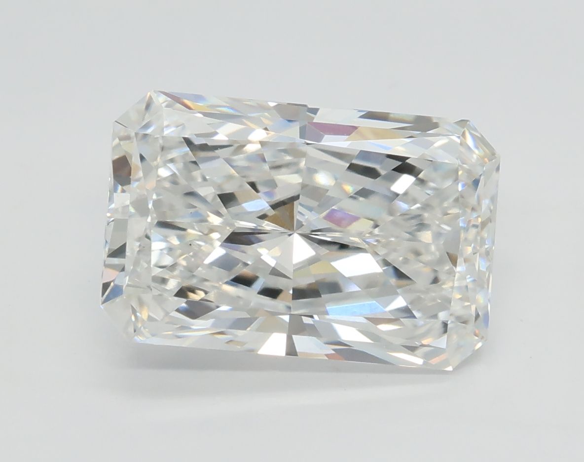 3.02 ct. radiant Lab Grown Diamond front image