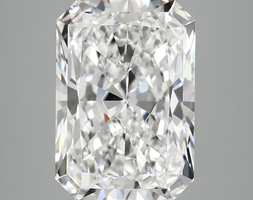 4.19 ct. radiant Lab Grown Diamond front image
