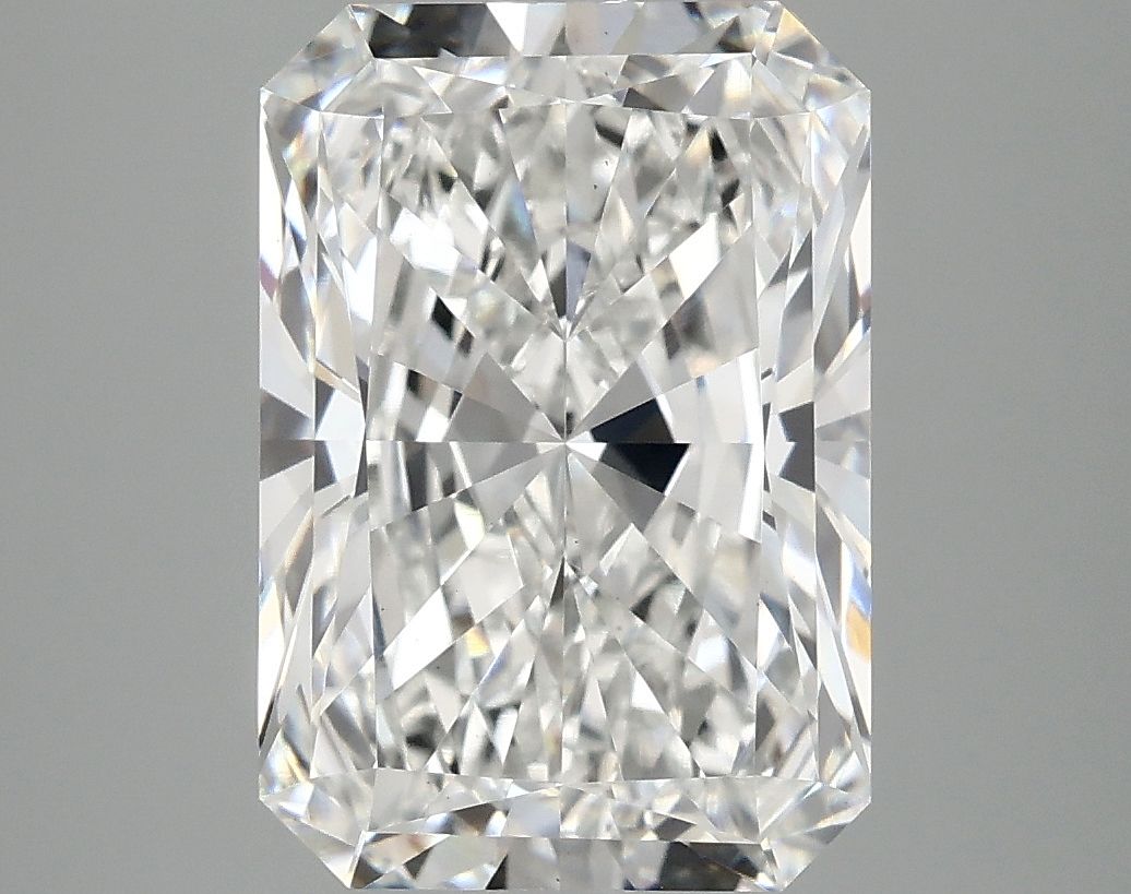 4.79 ct. radiant Lab Grown Diamond front image