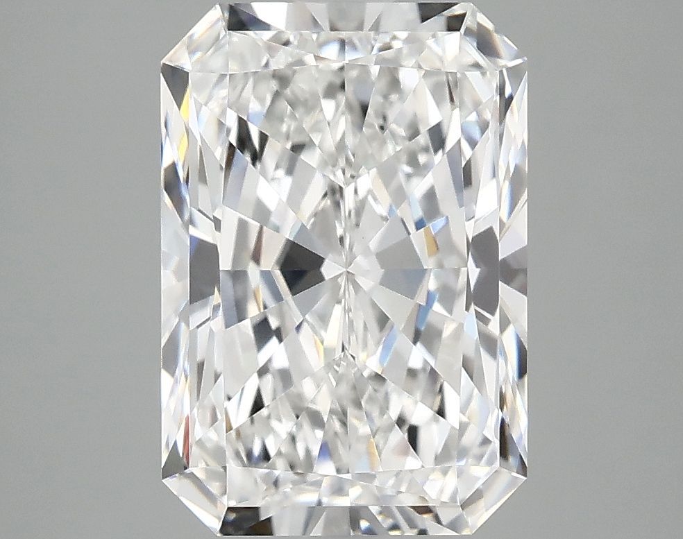 3.90 ct. radiant Lab Grown Diamond front image