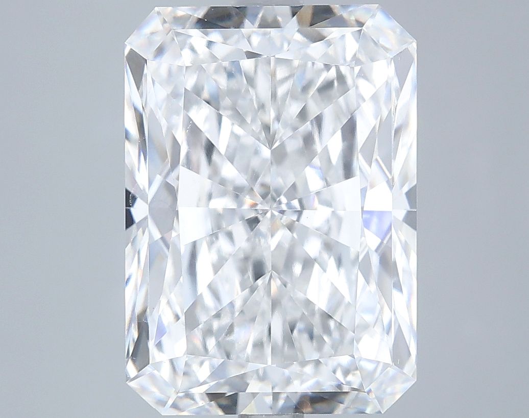 5.56 ct. radiant Lab Grown Diamond front image