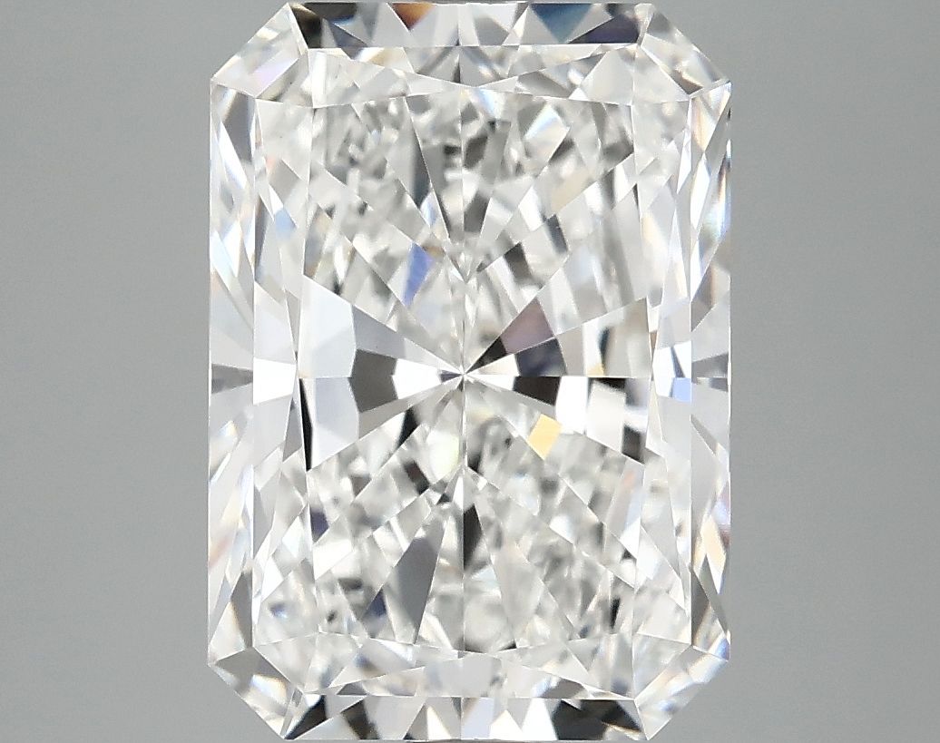 4.96 ct. radiant Lab Grown Diamond front image